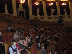 в театре 2016